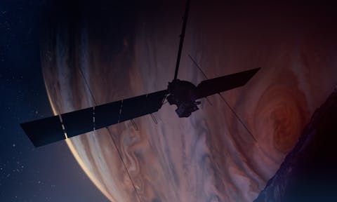 Europa Clipper maakt vijftig scheervluchten langs het oppervlak van Europa.