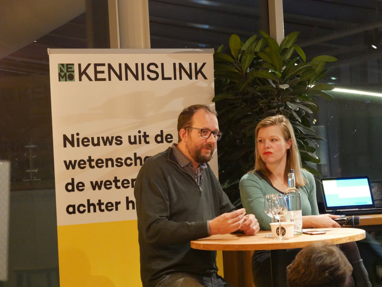 Rob van Hilten spreekt over geld als communicatiemiddel.