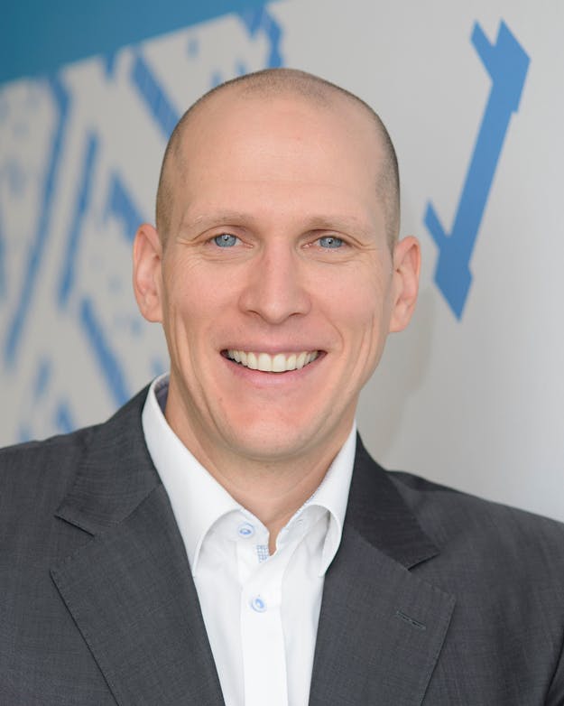 Maarten Goos. Portretfoto van Maarten Goos.