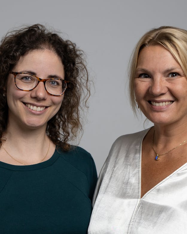 Portret Eveline Crone en Renske van der Cruijsen Portret Eveline Crone en Renske van der Cruijsen