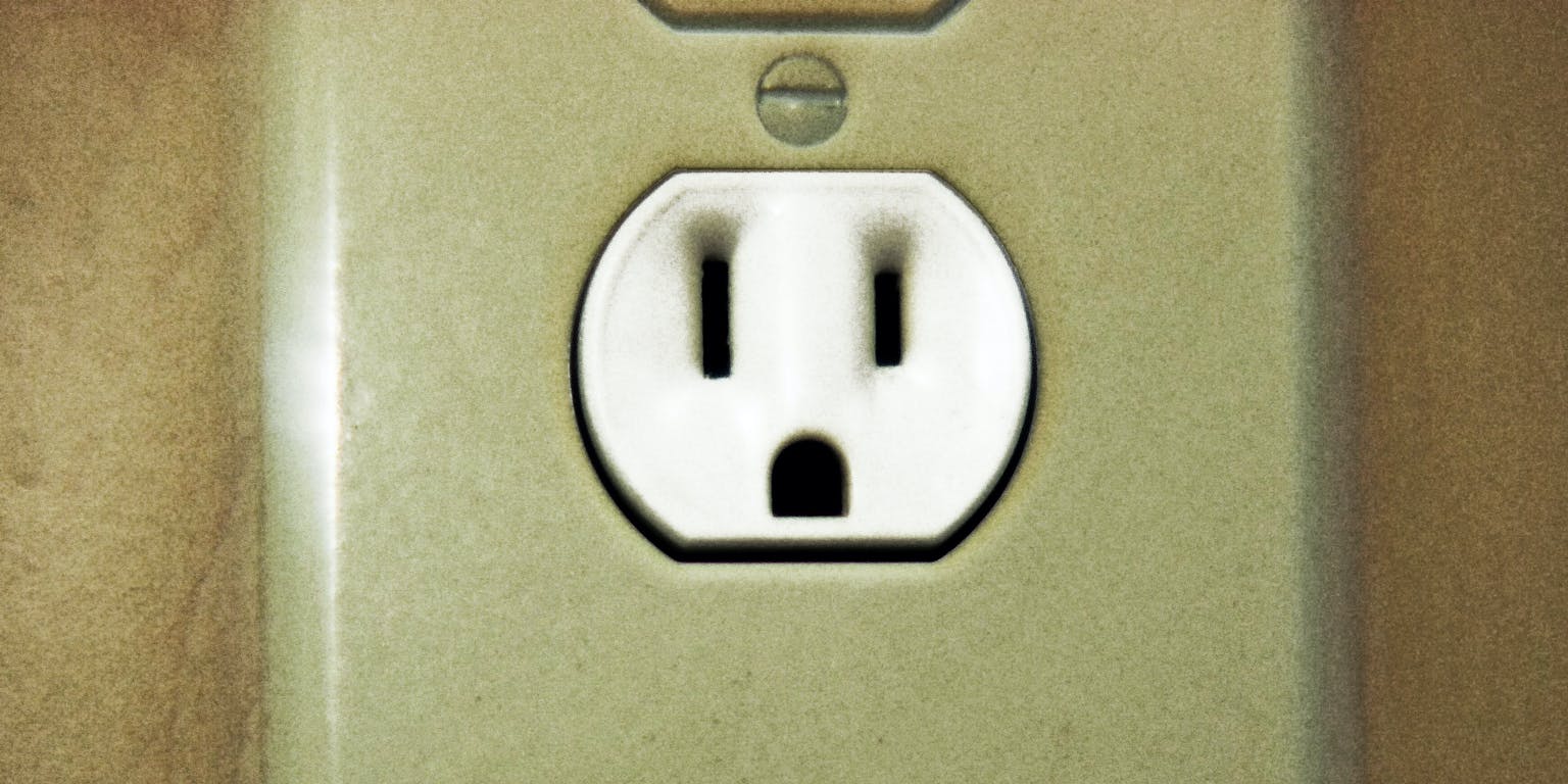 Een close-up van een stopcontact.