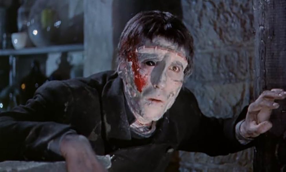 <p>Filmstill uit Frankenstein (1957), met Christopher Lee als het beroemde gelijknamige monster.</p> Filmstill uit Frankenstein (1957), met Christopher Lee als het beroemde gelijknamige monster