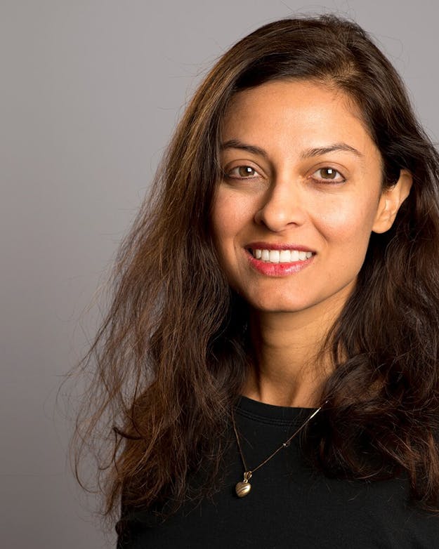 Portetfoto van Devi Sridhar. Portetfoto van Devi Sridhar.