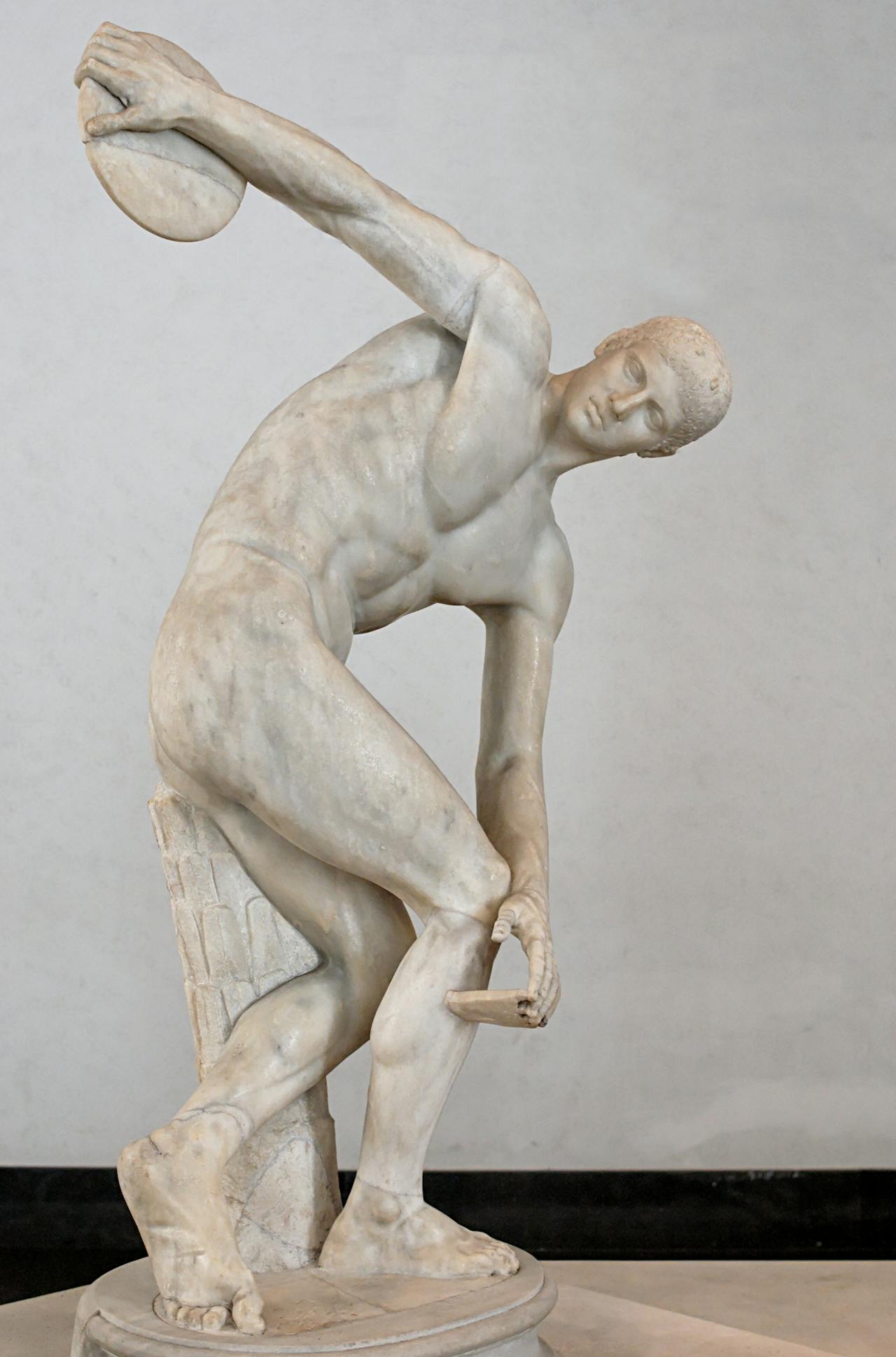Een standbeeld van Myron van Eleutherae, discuswerper.
