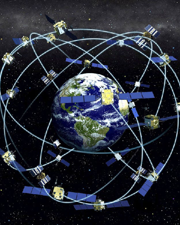 Impressie van een netwerk van satellieten voor navigatie die om de aarde draaien. De satellieten zijn niet op schaal. De wereldbol in de ruimte met daaromheen draaiende satellieten. Hun baan om de aarde is ingetekend.