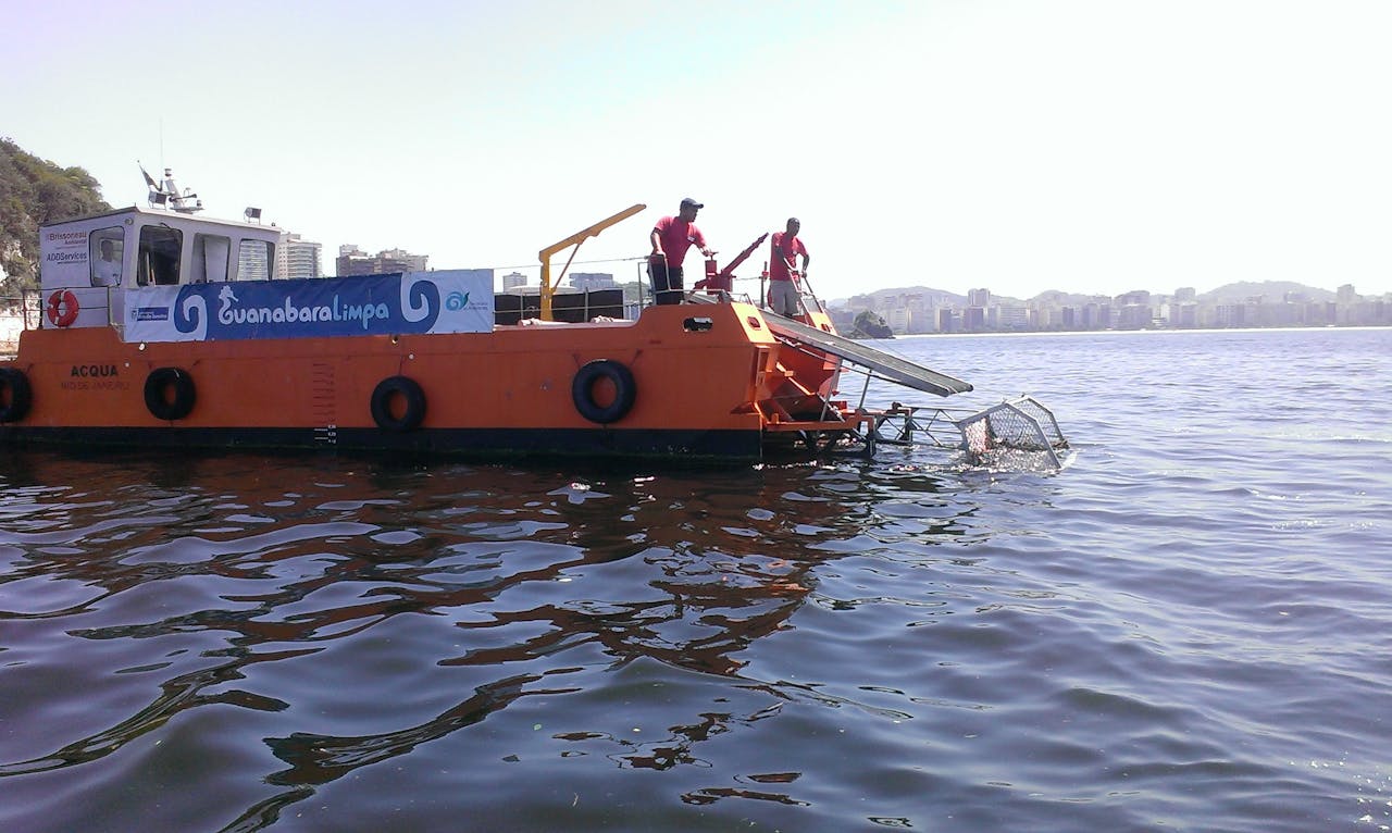 Schoonmaakwerk met ecoboot