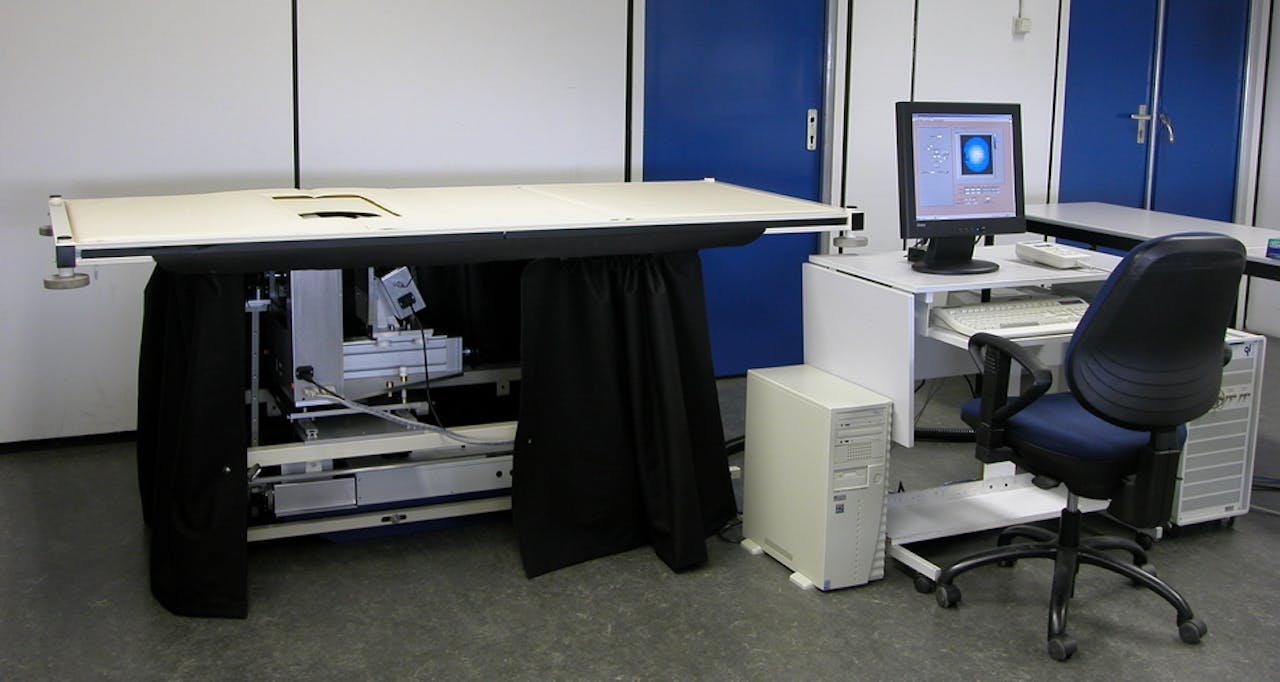 Het prototype van de nieuwe techniek die naar tumoren zoekt.
