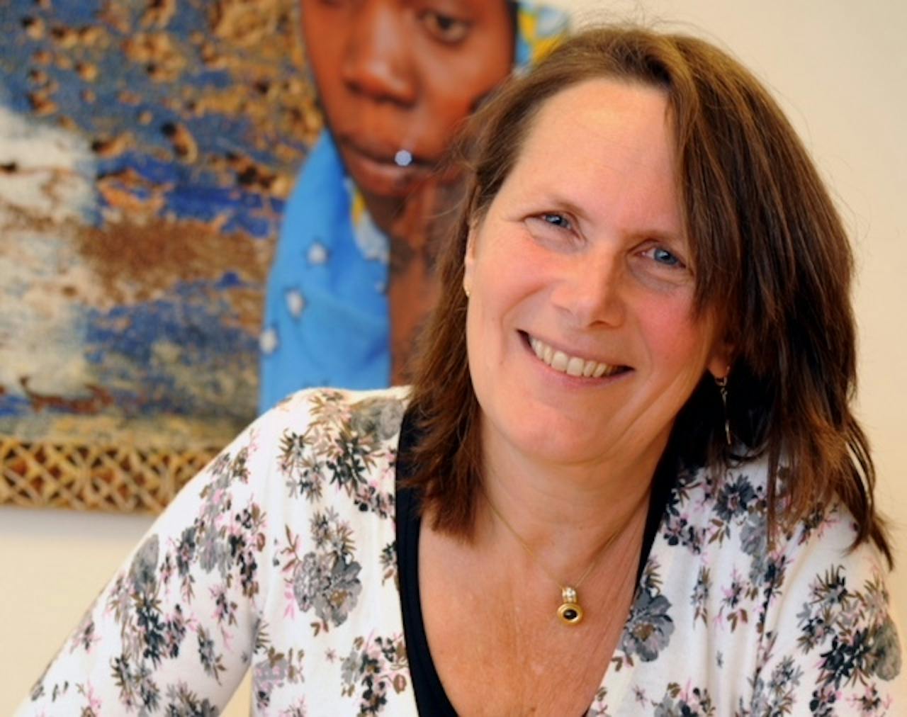 Maria van den Muijsenbergh raakte geïnteresseerd in de gezondheid van kwetsbare groepen, waaronder laaggeletterden en daklozen, door haar werk als huisarts. Hierop begon ze onderzoek te doen naar oplossingen voor gezondheidsachterstanden. Van haar inauguratie in maart 2018 werd een aangepaste tekst gepubliceerd speciaal voor laaggeletterden.