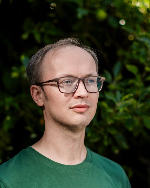 Mark Dingemanse. Portretfoto van Mark Dingemanse.