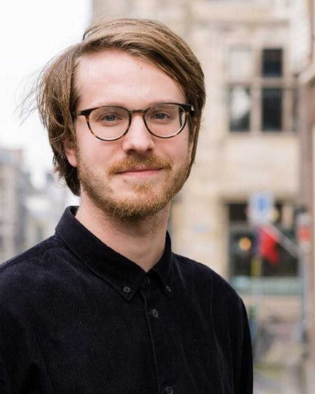portretfoto van Tom Nijs portretfoto van Tom Nijs