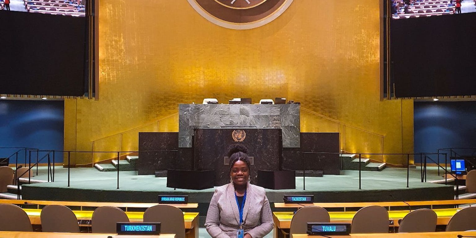 Nozizwe Dube (gespecialiseerd in internationaal en Europees recht) bij de VN in New York.