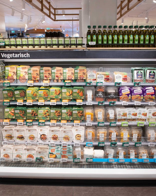 Het vega(n)-assortiment van supermarkt Albert Heijn.