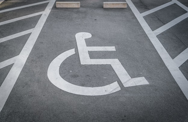 Parkeerplaats voor gehandicapten