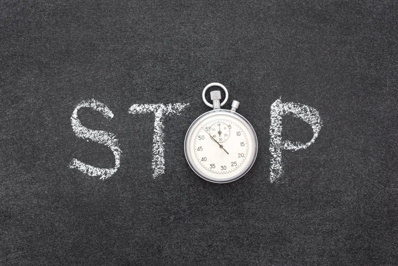 Geschiedenis herhaalt zich nooit, maar rijmt wel vaak. stopwatch met stopwoord erin